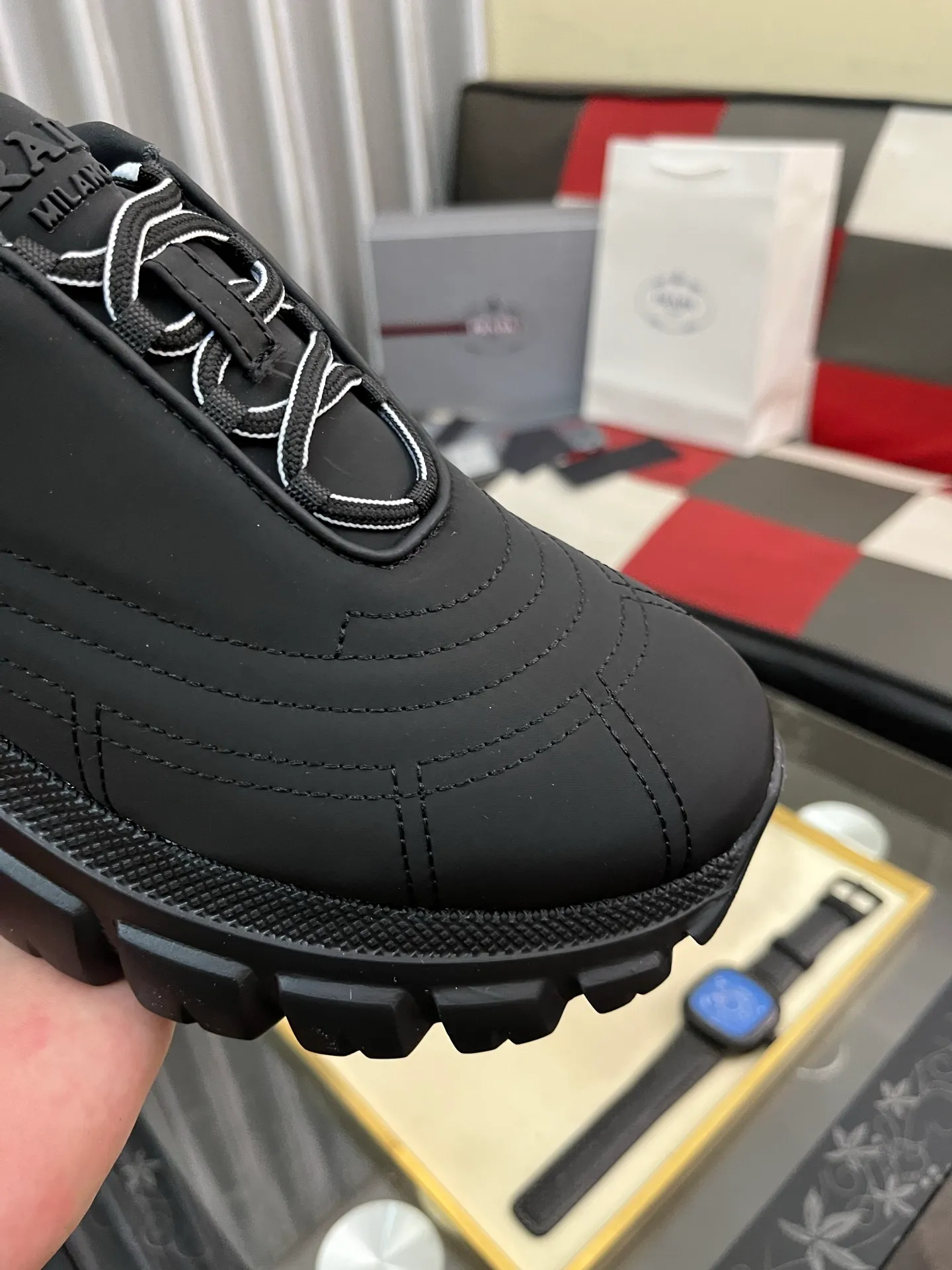 Men's shoes 💰560⌚️⌚️【PRADA】Prada - high-end quality original order 🔍🔍🔍 casual sports shoes - Upper: imported 🔝 Napa calfskin, pebbled calfskin, branded epoxy hollow mesh canvas, shoe body sewn with branded metal fasteners - Lining: water-dyed cowhide - Outsole: ultra-light TPU foam rubber; two-color molded outsole -Ultra-high quality control, fine workmanship, highlighting (high-end, nobility, class) -Size: 38-445️⃣colors available